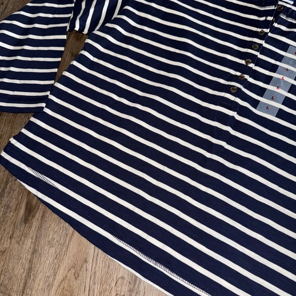 Old Navy • Loose Mariner Stripe Henley - Picture 4 of 7